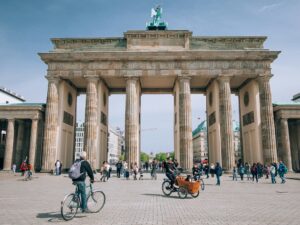Motorradverkauf in Berlin: Wichtige Schritte von der Abmeldung bis zum Vertrag